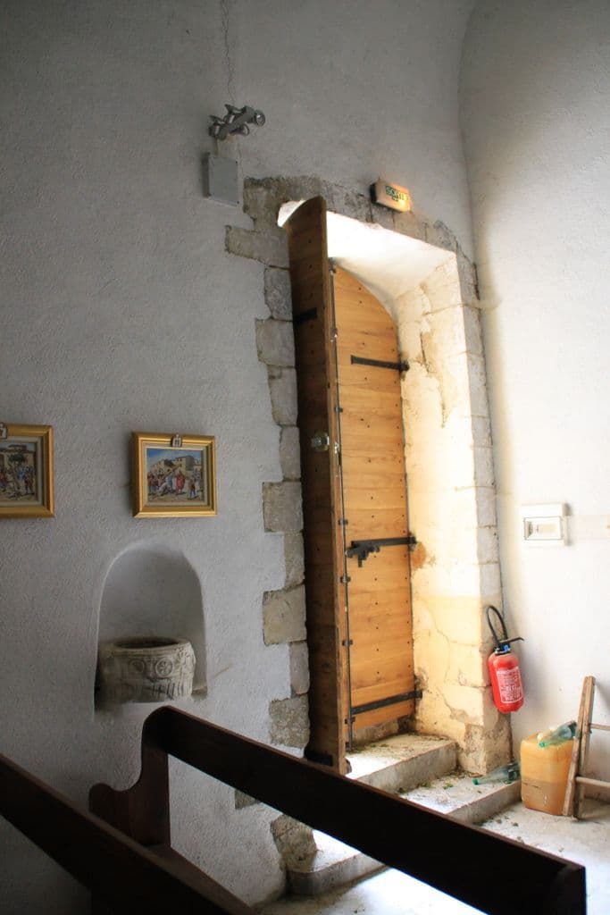 https://dignois.fr/Montfuron-paroisse/