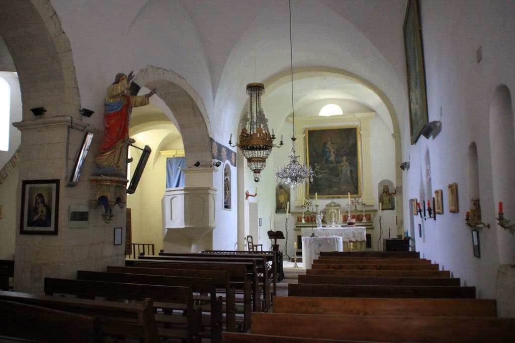 https://dignois.fr/Montfuron-paroisse/