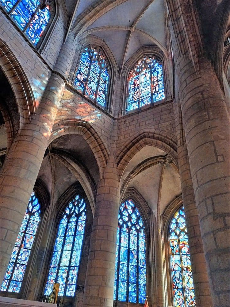 08000 Charleville-Mézières Wiki commons Cmcmcm1 Notre-Dame-d'Espérance_(11).jpg