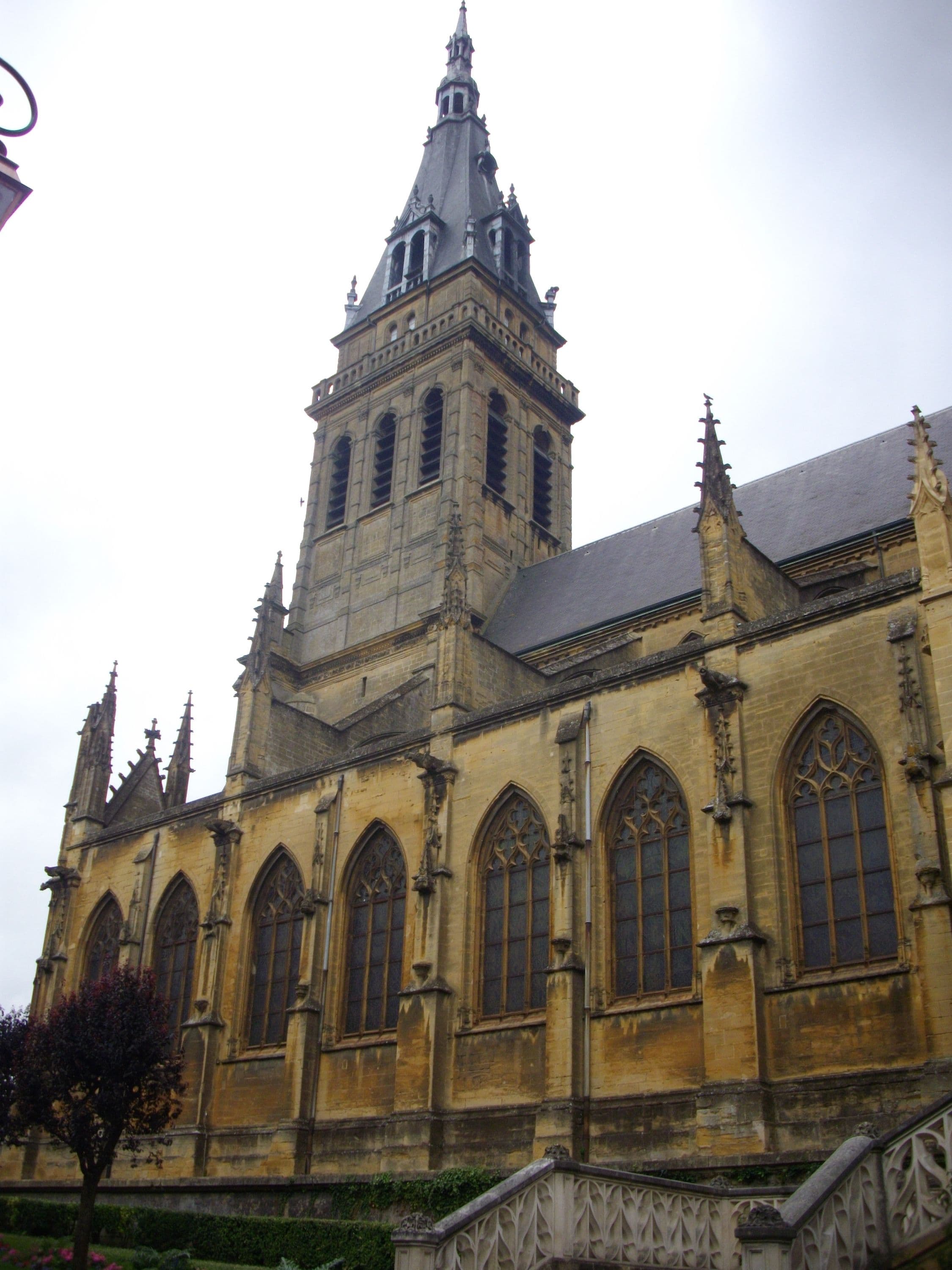 Charleville-Mézières - Basilique Notre Dame d’Espérance