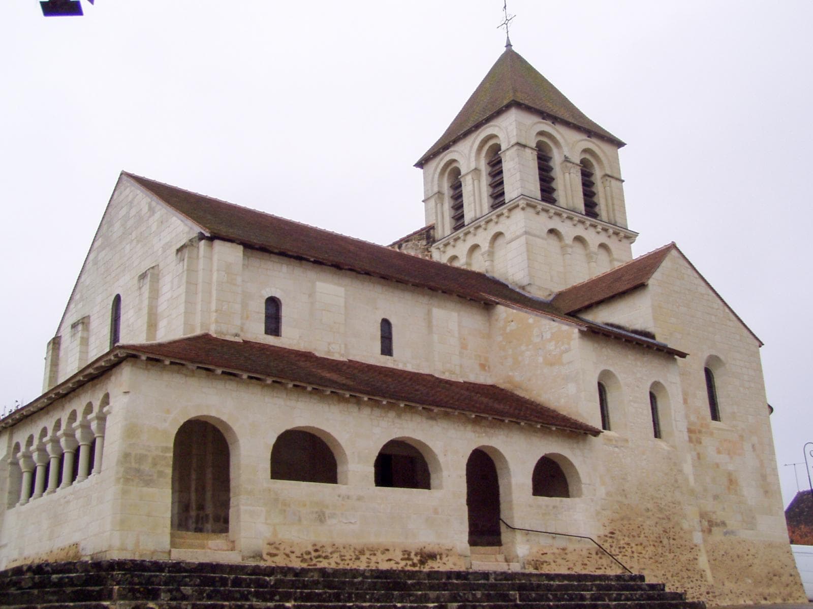 Oyré - Église Saint-Sulpice