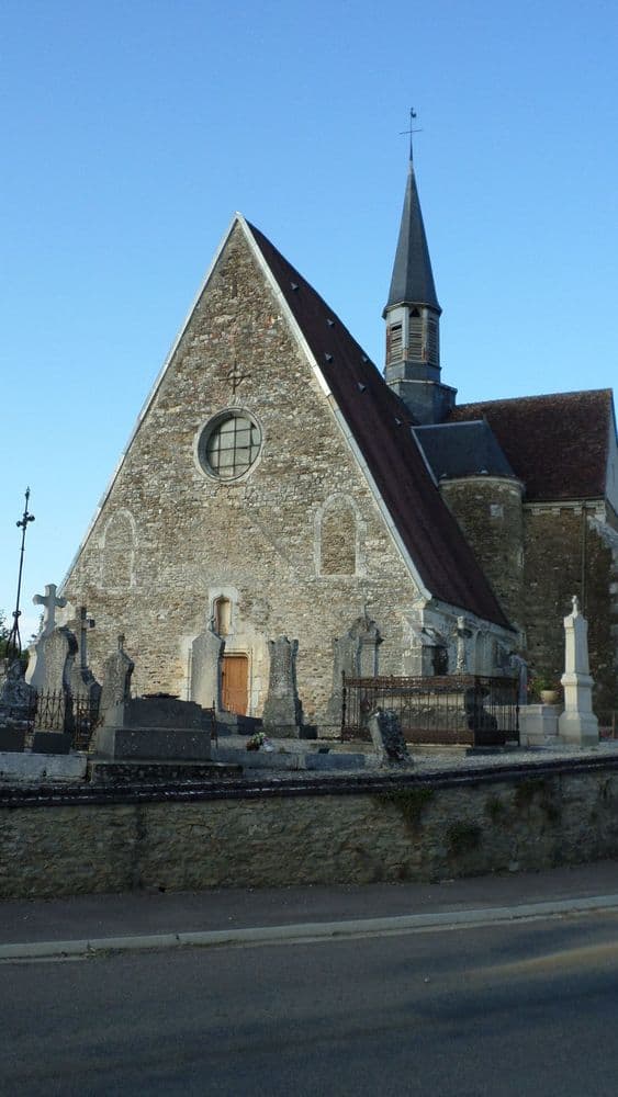 10130 AVREUIL Notre_dame_de_l'assomption WIKI JIPOSTE.jpg