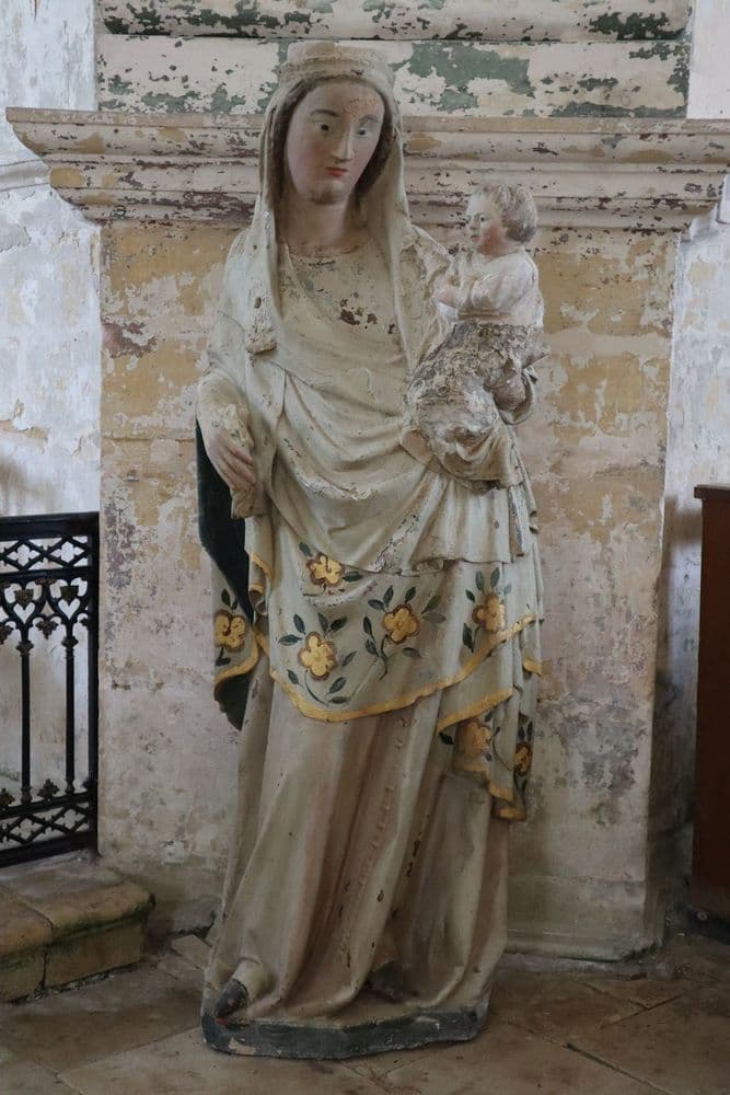 10210 PARGUES Pargues_(10)_Église_de_la_Nativité-de-la-Vierge_-_Intérieur_13 Wiki G69.jpg