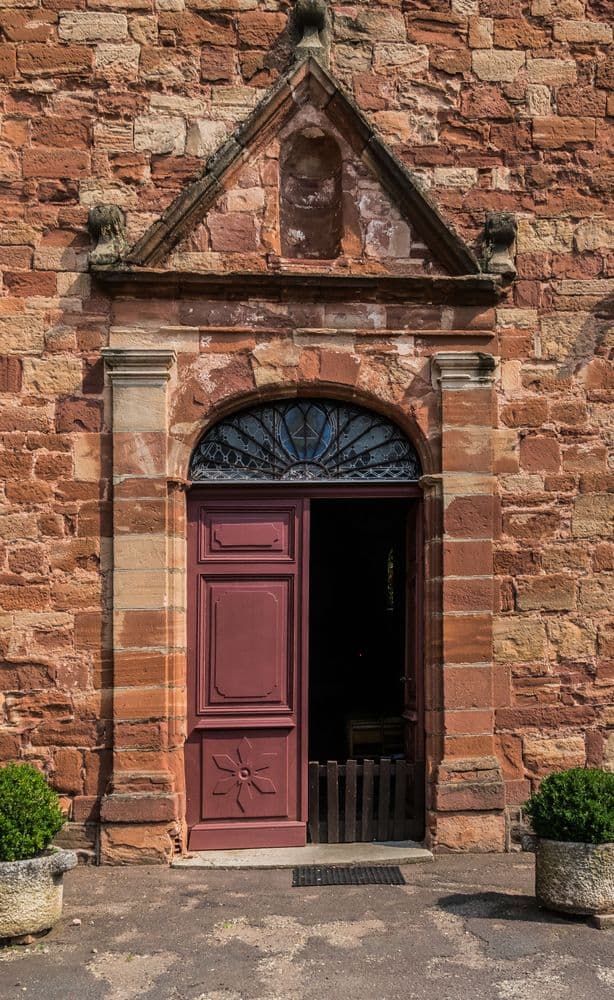 12330 WIKI Krzysztof Golik Saint_Blaise_Church_of_Clairvaux-d'Aveyron_04.jpg