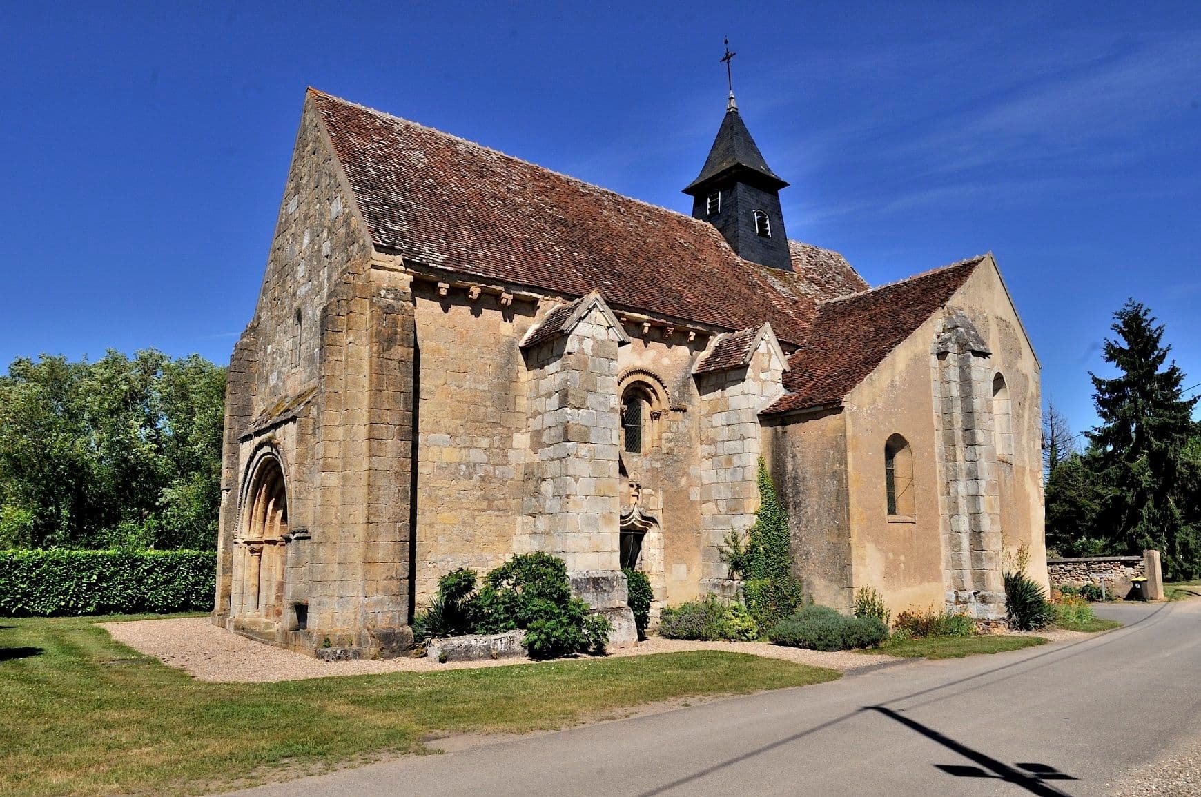 Saint-Jeanvrin - Église Saint-Georges