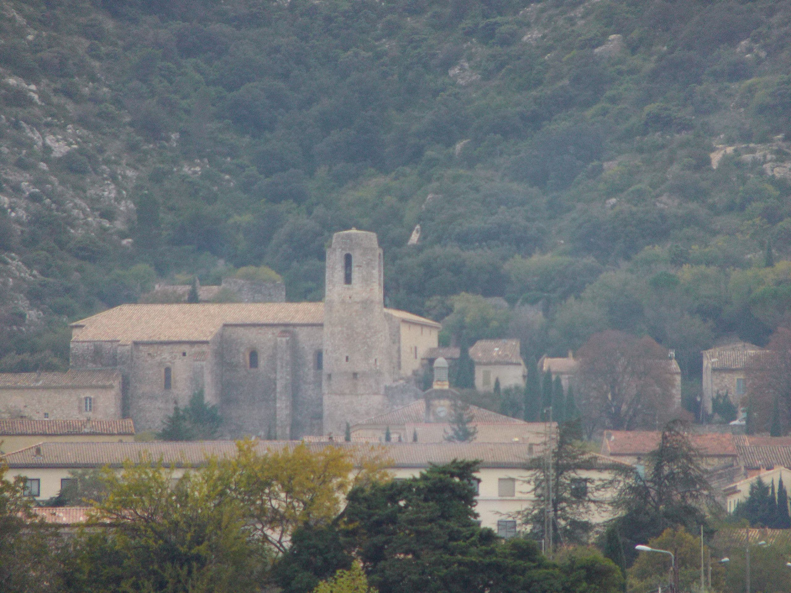 Saint-Victor-la-Coste - Église St-Victor