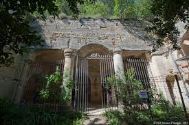 37500 CHINON Trogonautes Ste radegonde.jpg