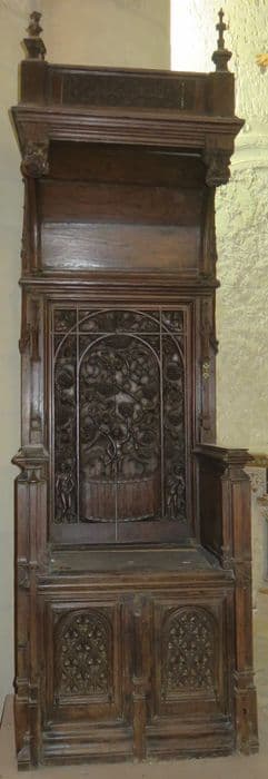 37510 VILLANDRY Chaire à précher 02.jpg