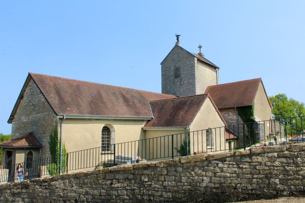 39110 MARNOZÉglise_St_Michel_Marnoz_1WIKI CHABE01.jpg