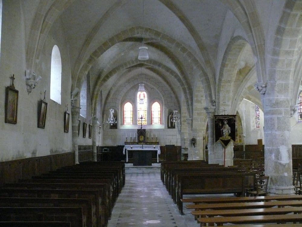 45300 Courcelles_(Loiret)_-_Église_Saint-Jacques-le-Majeur_-_11 WIKI Peter Potrowl.jpg