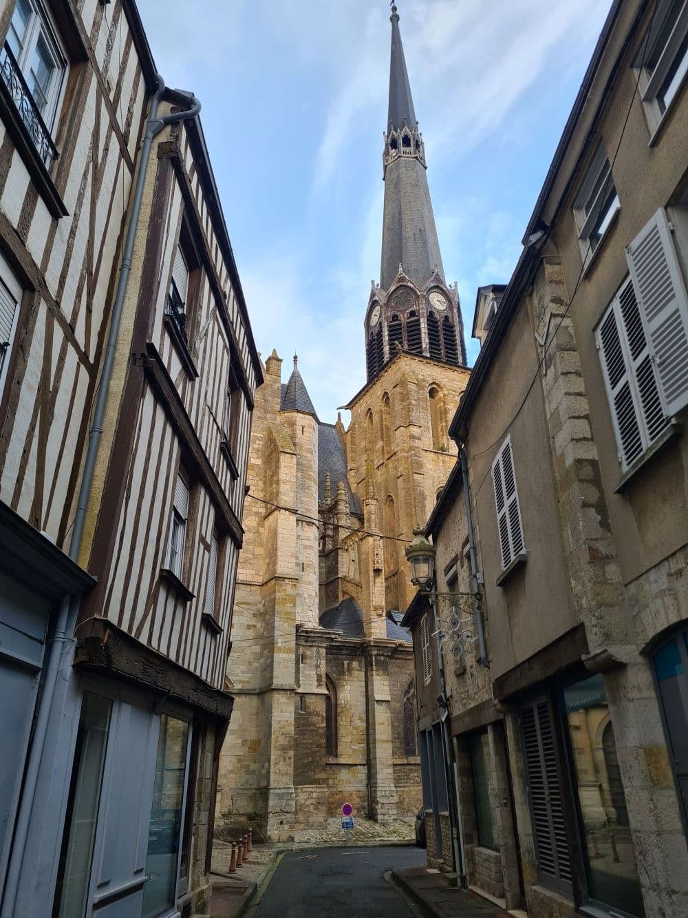 Pithiviers - Église St-Grégoire-et-St-Salomon