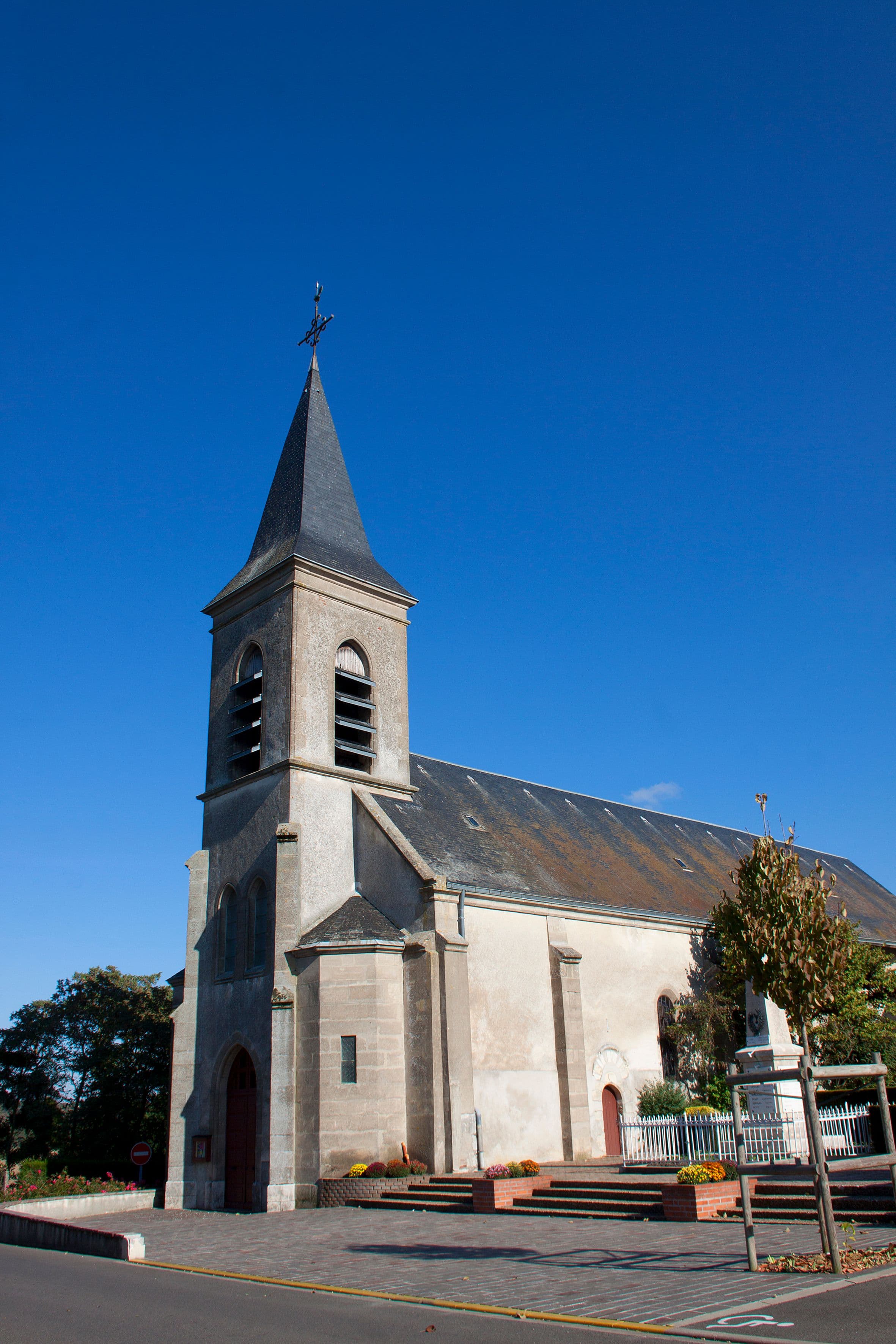 Saint-Martin sur-Ocre - Église Saint-Martin