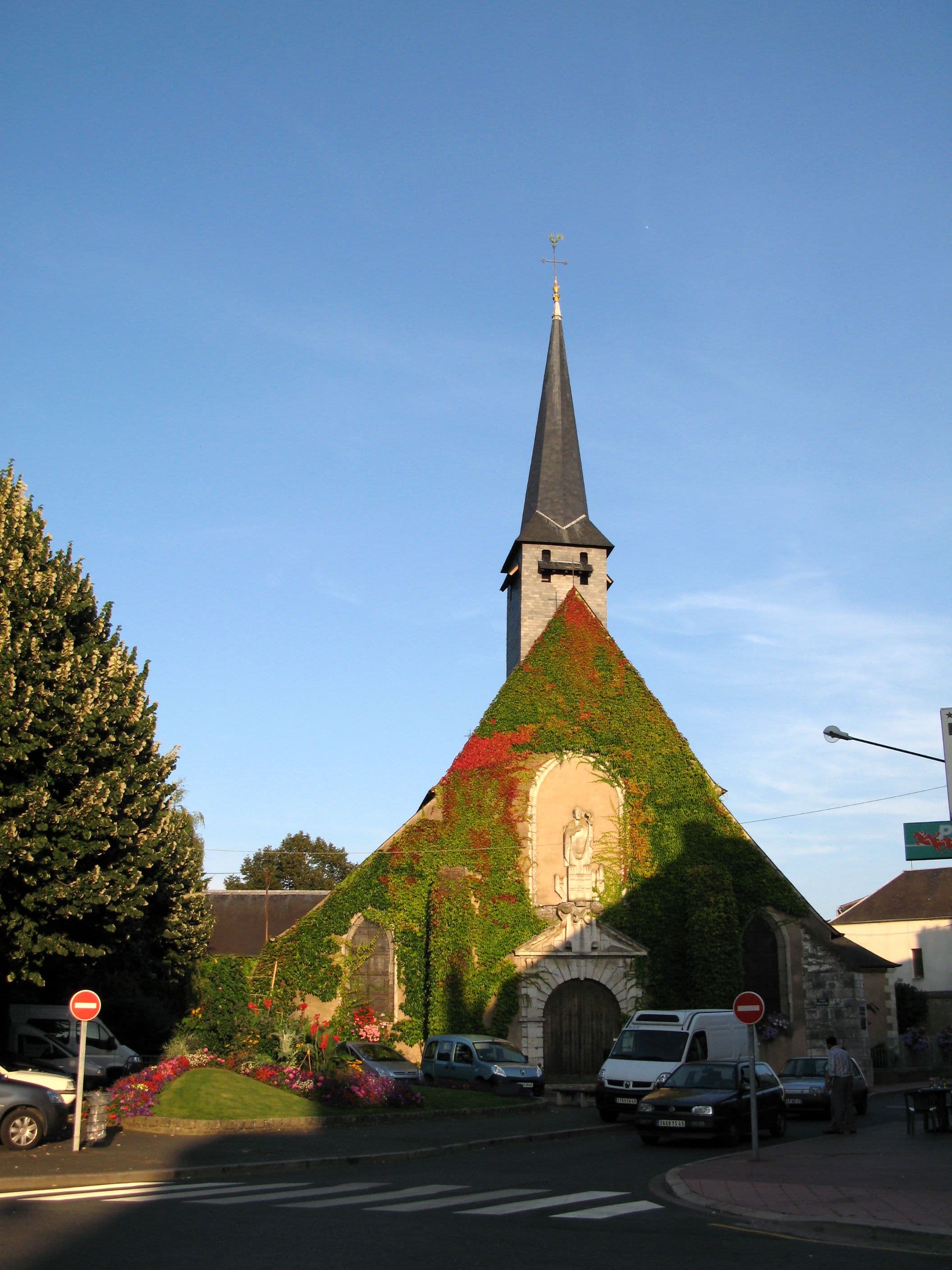 Sully-sur-Loire - Eglise Saint-Ythier