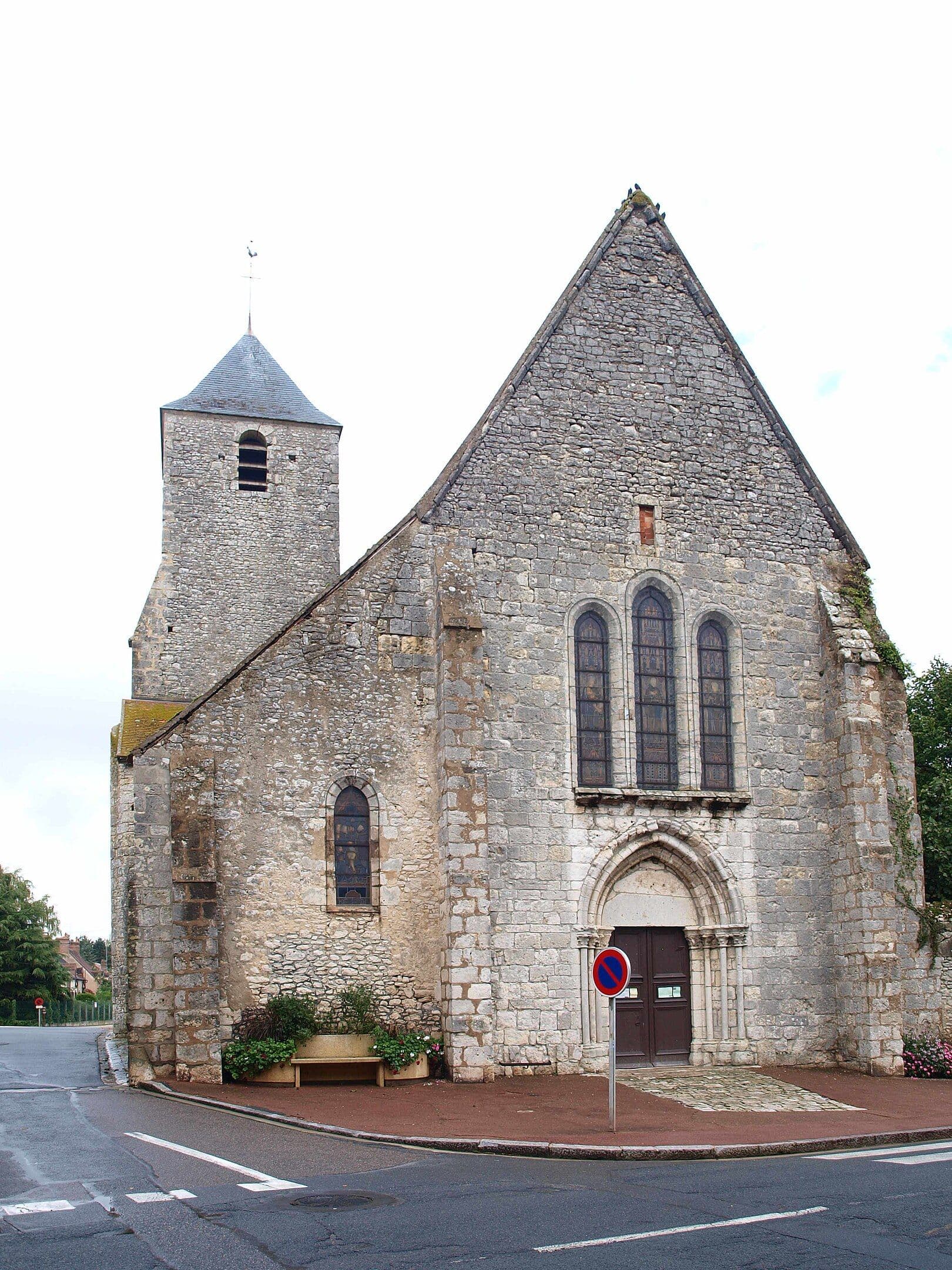 Montcresson - Église Saint-Léger-Saint-Sébastien
