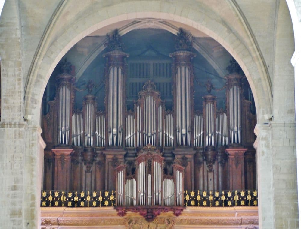 55100 Verdun Wikicommons Zairon Cathédrale_Notre-Dame_Innen_Orgel_2.jpg