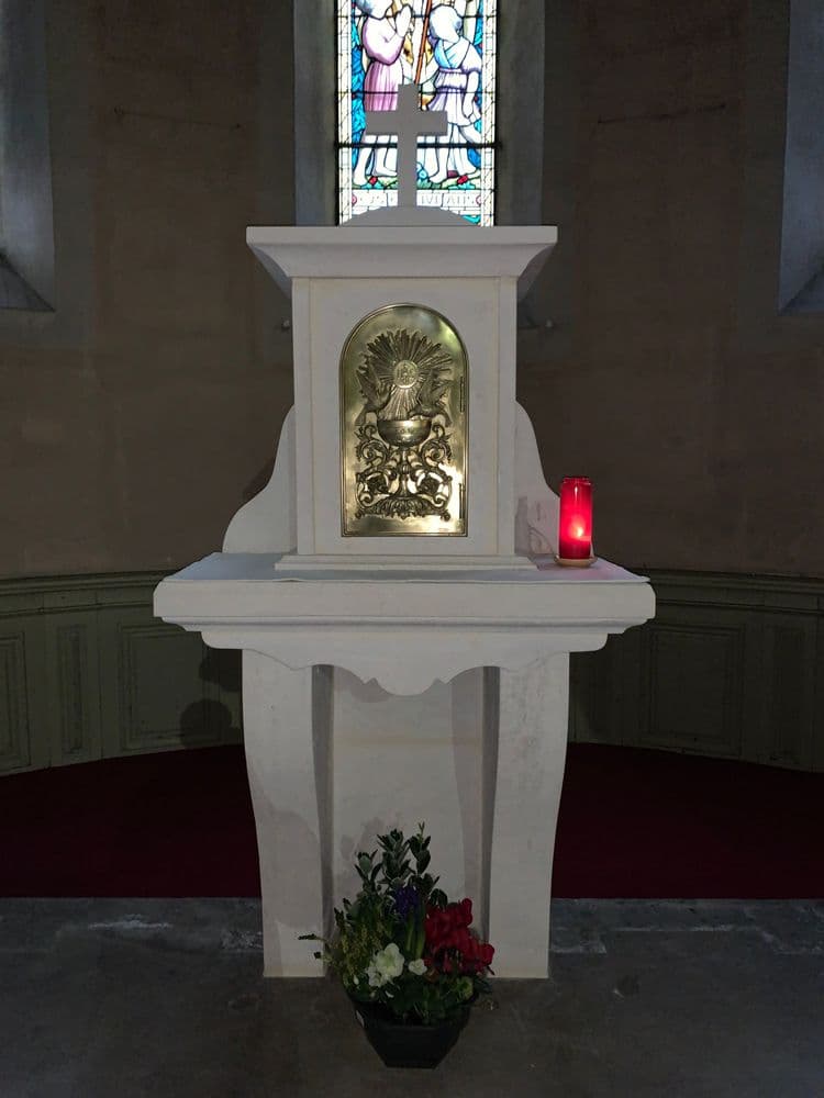 71110_Intérieur_Marcigny_Wikicommons Chabe01_2020-12-25_-_1.jpg