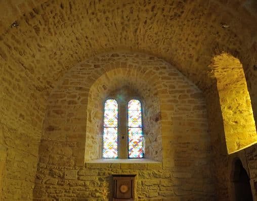 71110 VERSAUGUES BOURGOGNE ROMANE CEES VAN HALDEREN0.jpg