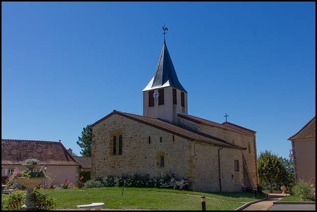 Versaugues - Église Sainte Marguerite