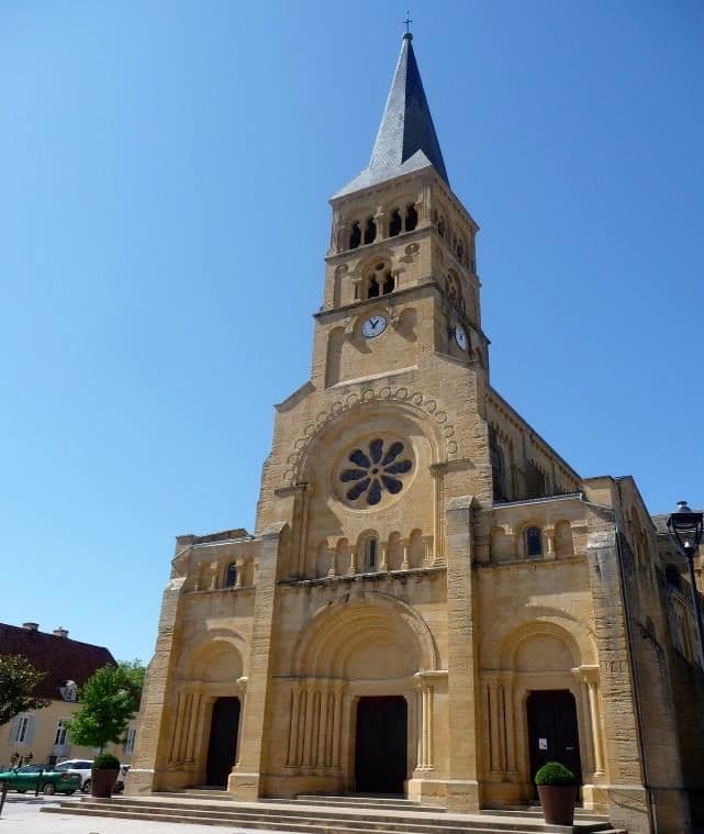 71120 Charolles Marie Anne Gerbe.jpg