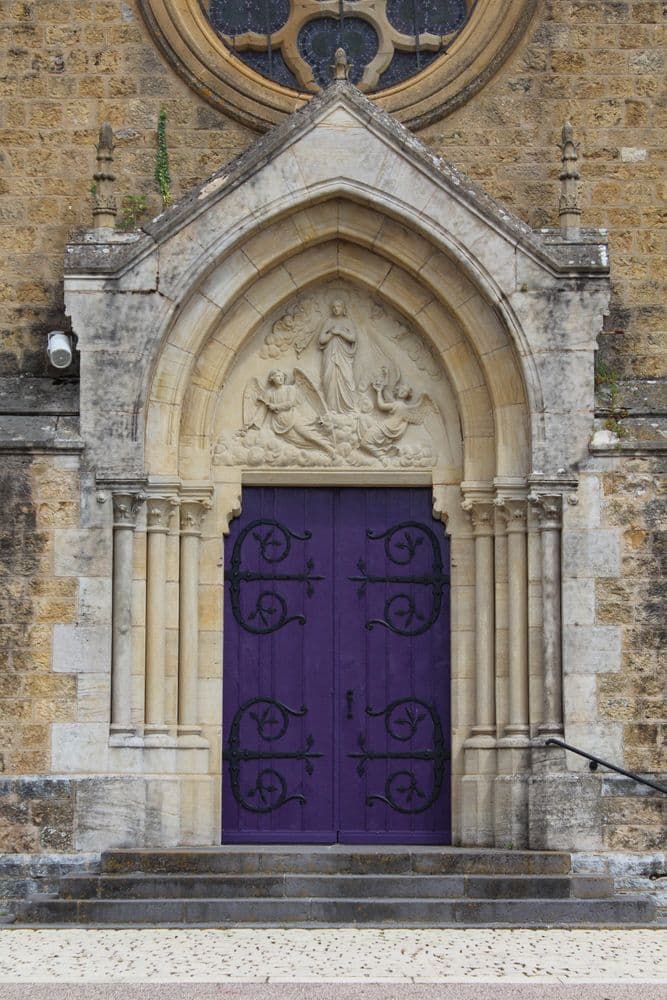 71600 Église_St_Sylvestre_Hôpital_Mercier_6.jpg