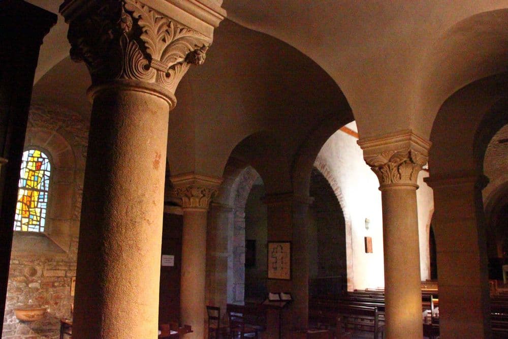 71850 FLICKR KRISTOBALITEeglise-sainte-madeleine--charnay-ls-mcon_16588611396_o.jpeg