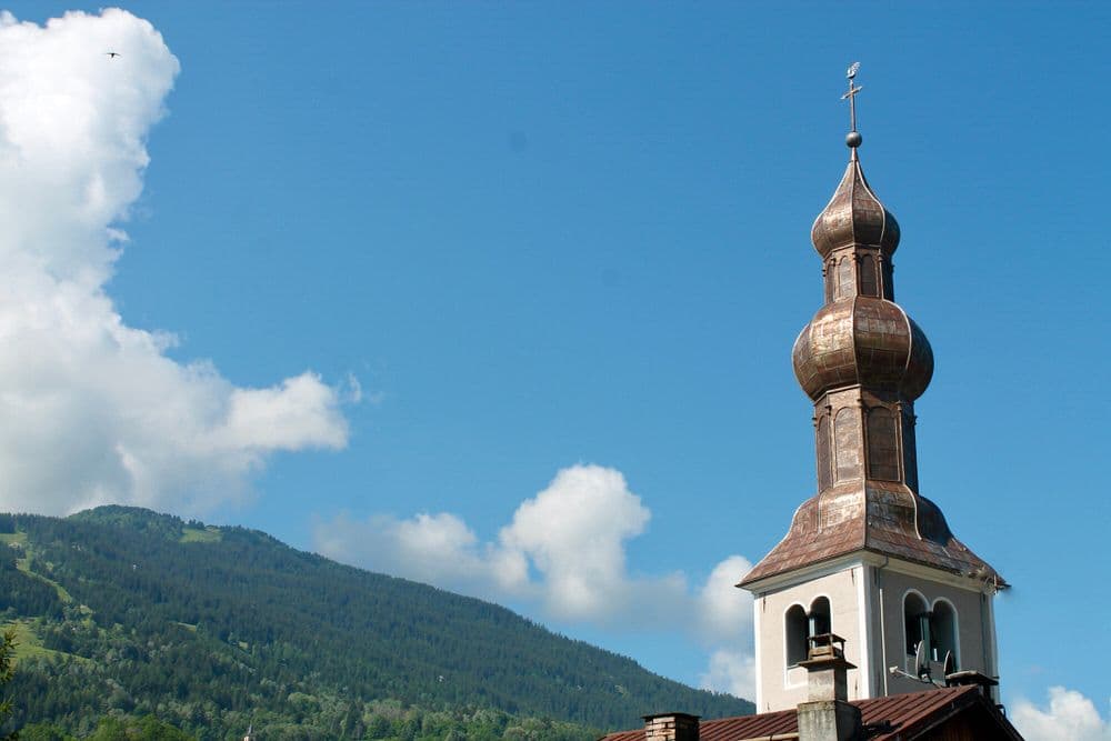 Bozel - Église St-François-de-Sales