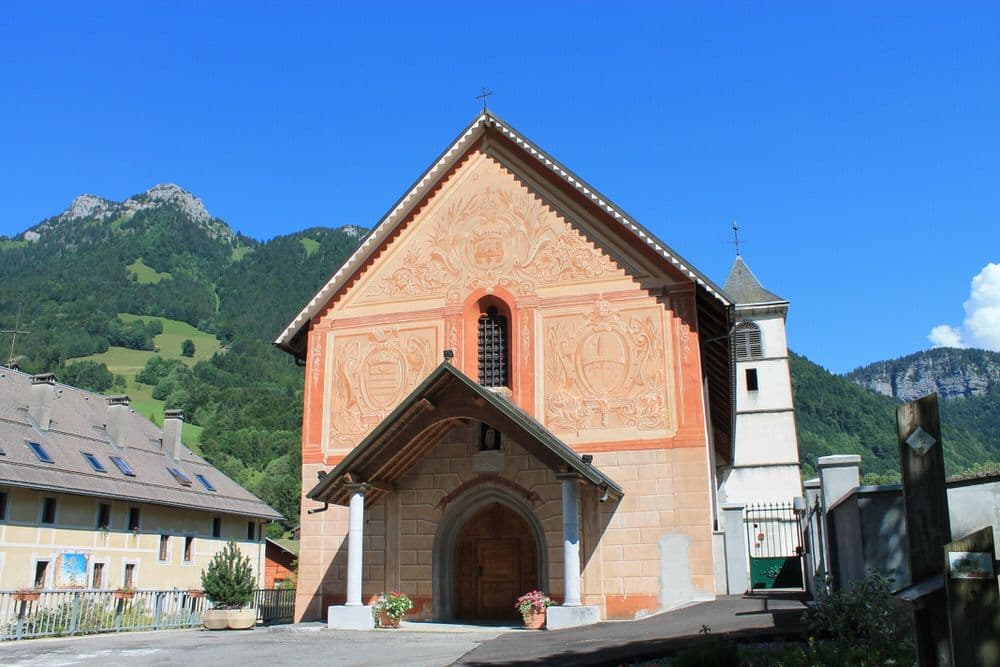 74130 ENTREMONT Église_Notre-Dame-de-Tous-les-Saints_d'Entremont_(16.VII.14)WIKI B NBOA.jpg