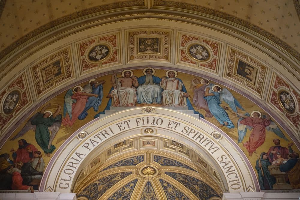 75009 PARIS LA TRINITE FLICKr Guilhem VELLUT 00028.jpg
