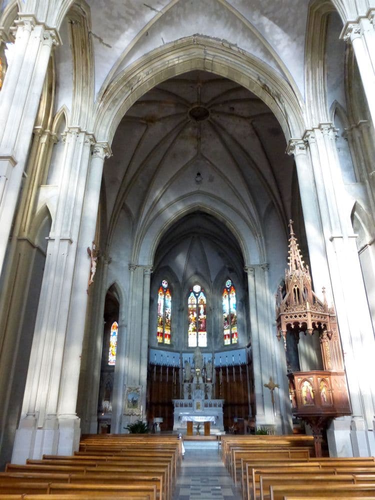 ND_Osier_Basilique_Intérieur.jpg