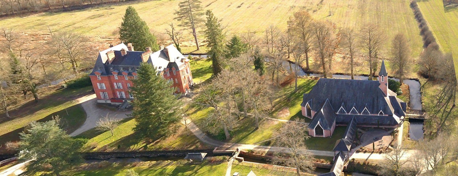 Nouan-le-Fuzelier - Église Marie Arche d’Alliance
