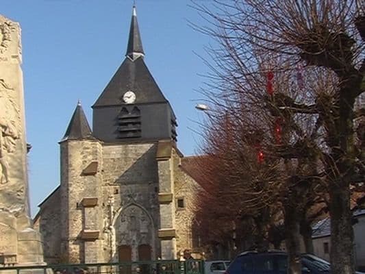 St Just-Sauvage - Église Saint Just