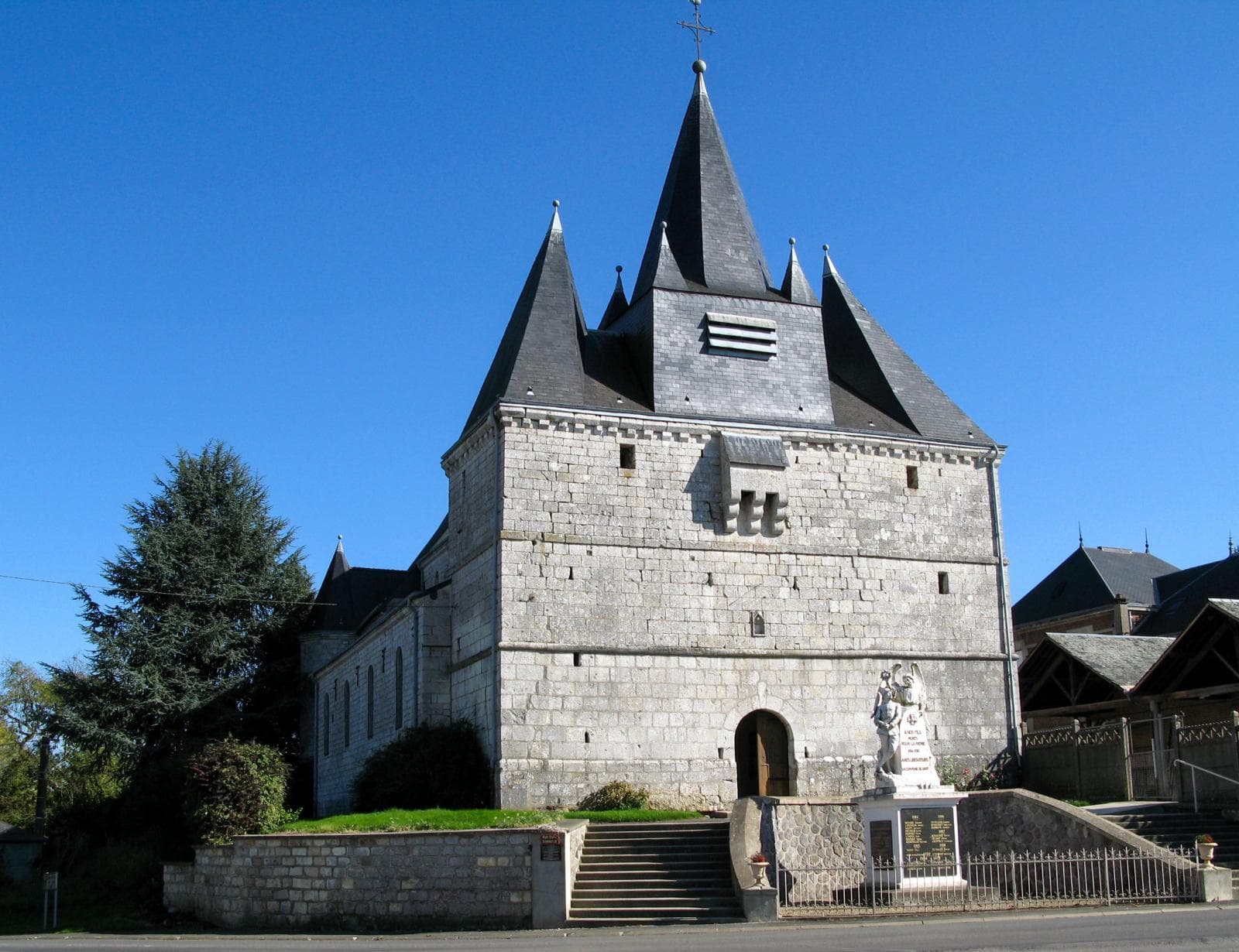 Liart - Église Notre-Dame