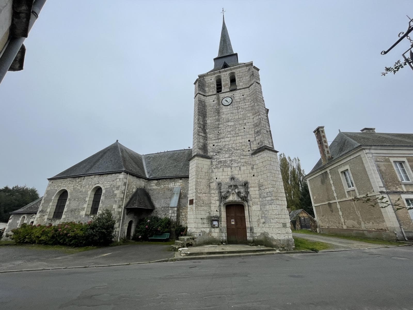 Saint-Germain d'Arcé - Église Saint-Germain d'Arcé