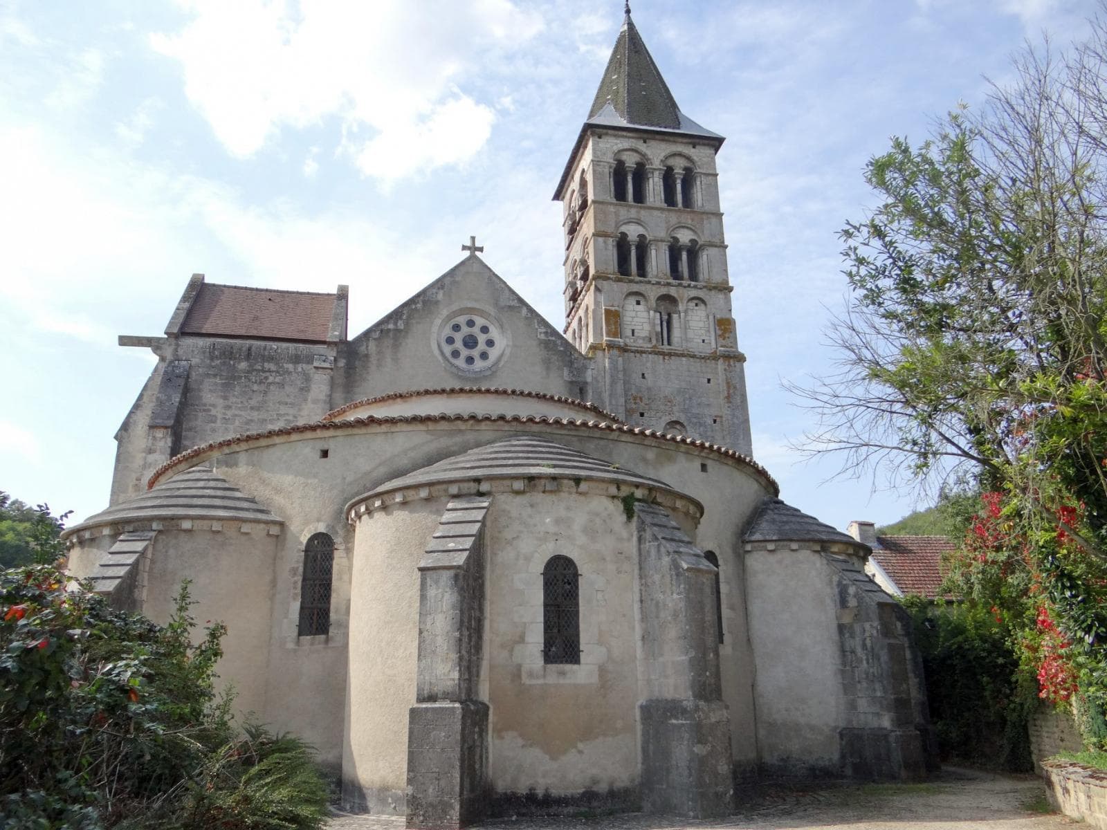 Vignory - Église Saint-Etienne