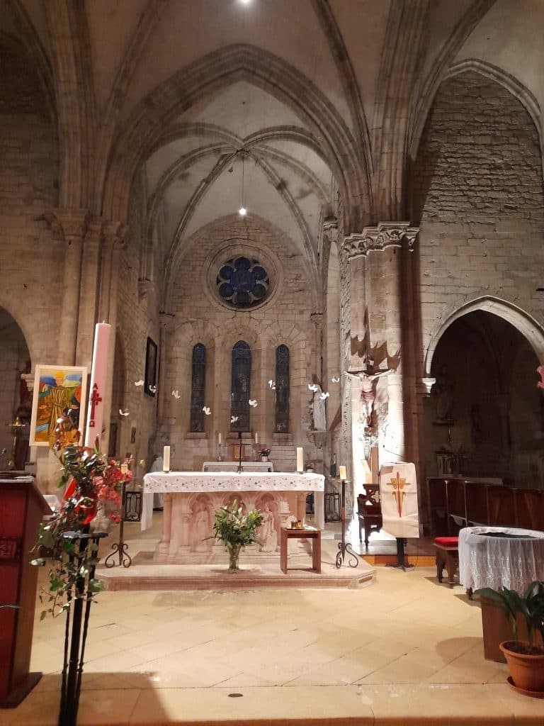 choeur-rotated-e1681242817306.jpg