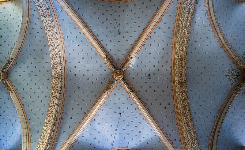 plafond church-in-marvejols-wiki Krzysztof Golik.jpg