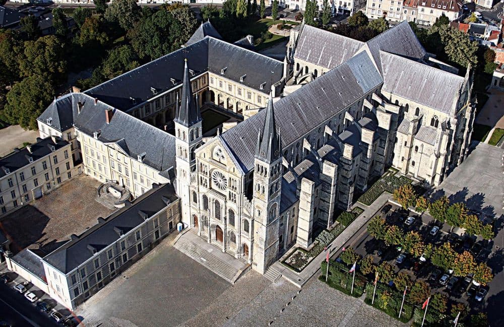 Remi Mantel Reims Reims - Basilique Saint Remi – Visite, Histoire & Infos pratiques ...
